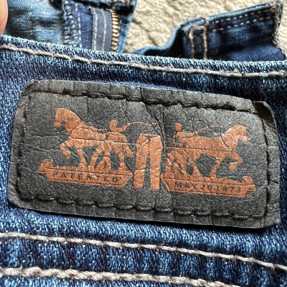 Women’s Vintage Levi’s 524 Too SuperLow Boot Cut Jeans Size 25x32 - Picture 5 of 5